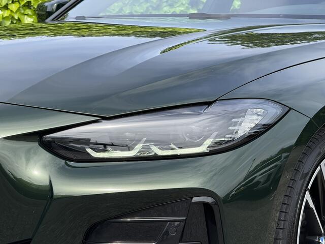 BMW 4-SERIE Coupé 420i | High Exe | M-Sport | 19'' | Stuur + Stoelverw. | Camera | HiFi | Comfort Access | M-Stoel.
