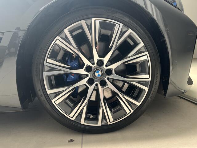 BMW 4-SERIE Gran Coupé M440i xDrive M-Sport | Schuif/- kanteldak | Trekhaak | Active Cruise Controle | laser | Harman Kardon | 20"