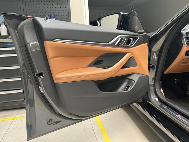BMW 4-SERIE Gran Coupé M440i xDrive M-Sport | Schuif/- kanteldak | Trekhaak | Active Cruise Controle | laser | Harman Kardon | 20"