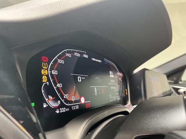 BMW 4-SERIE Gran Coupé M440i xDrive M-Sport | Schuif/- kanteldak | Trekhaak | Active Cruise Controle | laser | Harman Kardon | 20"