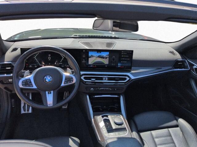 BMW 4-SERIE Cabrio M440i 374 PK WideScreen Camera Stuurverwarming Memory 19 Inch