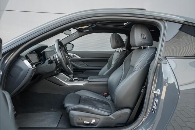 BMW 4-SERIE Coupé M440i High Executive ACC Schuifdak H/K Laser 19"