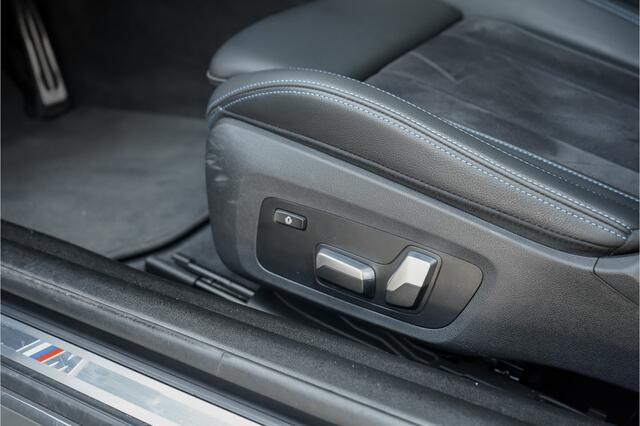 BMW 4-SERIE Coupé M440i High Executive ACC Schuifdak H/K Laser 19"