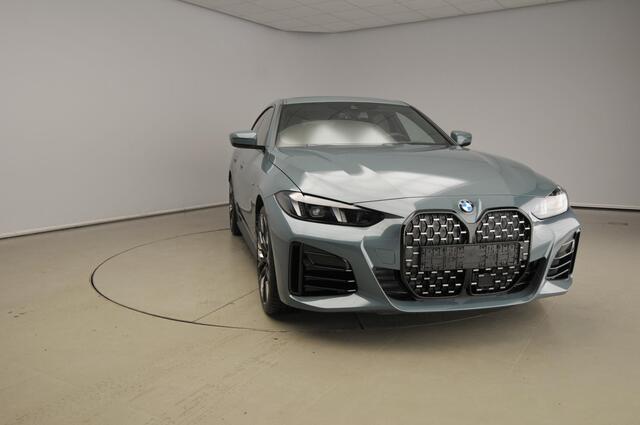 BMW 4-SERIE Gran Coupé 420i | M Sportpakket Pro | Schuif-/kanteldak | Harman Kardon | Stuurwielrand verwarmd