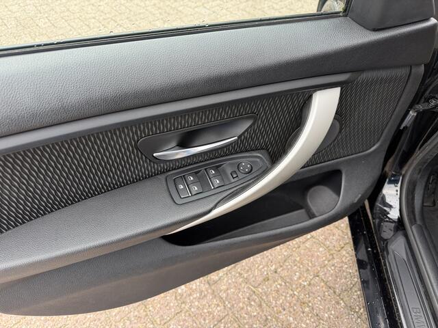 BMW 4-SERIE Gran Coupé 418i Autom/Tiptr Executive Clima/Navi/Cruise/PDC