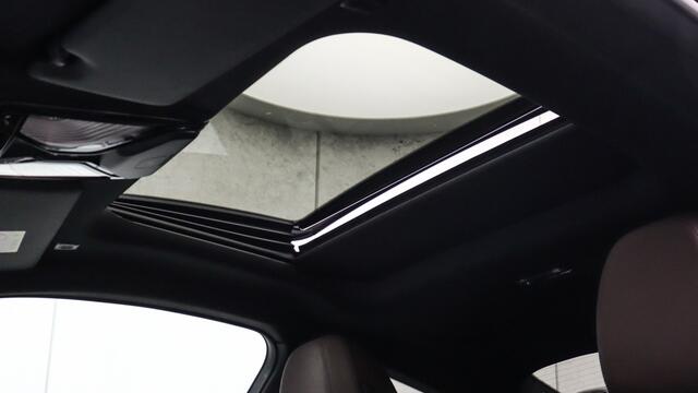 BMW 4-SERIE Coupé M440i xDrive High Executive | Schuifdak | Harman/Kardon | Laserlight | Head-up | Comfort Access