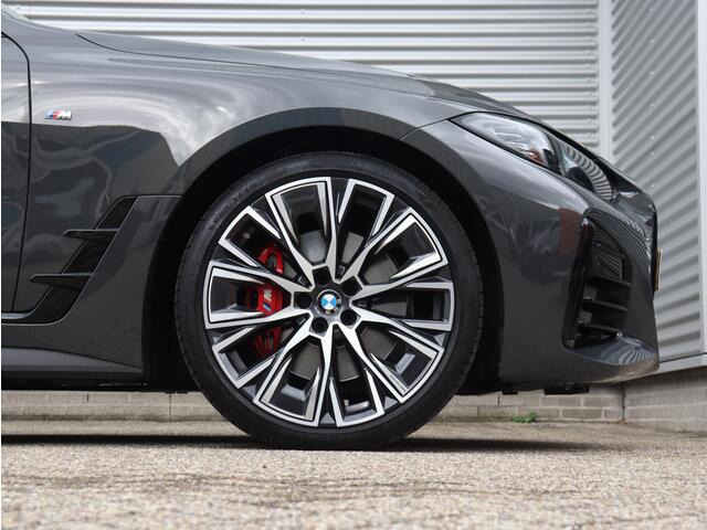 BMW 4-SERIE Gran Coupé 430i | High Executive | M Sportpakket Pro | Driving Assistant Prof. | Comfort Access | Achteruitrijcamera | HiFi | 20'' LMV