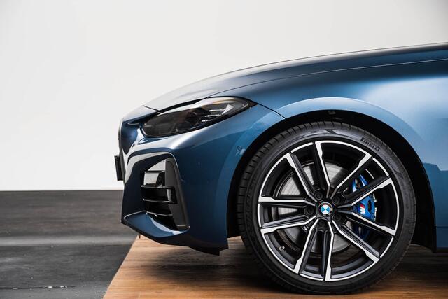 BMW 4-SERIE Cabrio M440i xDrive High Executive Driving Assistant Professional - Head up - Harman Kardon - Comfort Access - Elektrisch verwarmde voorstoelen - Air collar - Parking Assistant Plus -
