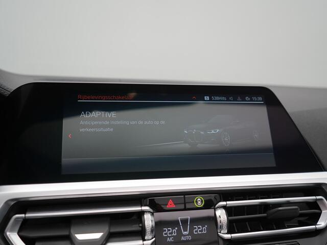 BMW 4-SERIE Cabrio 430i M Sport 245pk Dealer O.H. | Adaptief Onderstel | Nekverwarming | Camera | Lederen Sportstoelen Memory & Verwarmd | Hifi Audio | Sfeerverlichting | Stuur Verwarmd | 19"L.M | Blis | Apple Carplay | Navigatie | DAB |