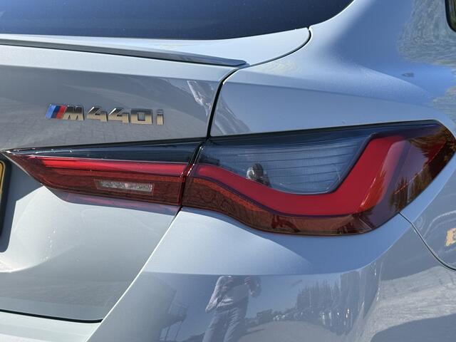 BMW 4-SERIE Gran Coupé M440i xDrive | High Exe | M-Sport | Schuif-/Kanteldak | Elek. Stoelverst. | ACC | Getint Glas