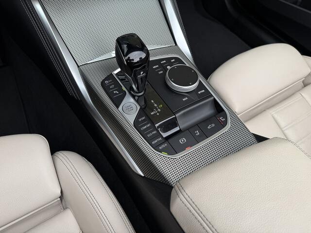 BMW 4-SERIE Cabrio M440i xDrive l Trekhaak l Head-Up l Driving Assist Prof l Nekverwarming l Top View
