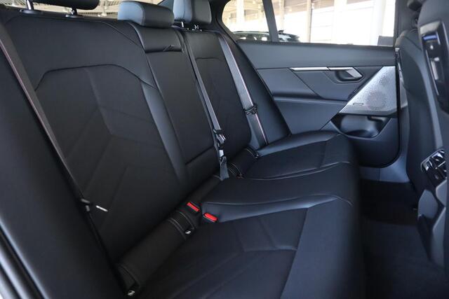 BMW 5-SERIE Sedan 520i | M Sportpakket Pro | Innovation Pack | Travel Pack