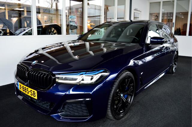 BMW 5-SERIE Touring 540i xDrive M-Sportedition LCI | Laser | Vol !
