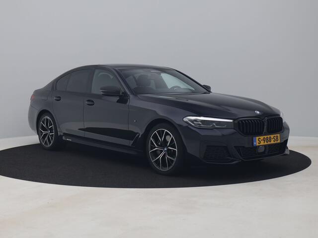BMW 5-SERIE 545e xDrive M-Sport | CAMERA | ADAPTIVE | STOEL- EN STUURVERW.