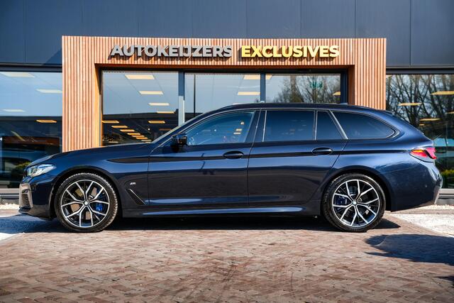 BMW 5-SERIE Touring 530d xDrive High Executive M Pakket Panodak 360 Camera ACC HUD Stuurverw. Stoelkoeling