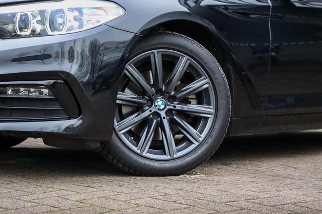 BMW 5-SERIE 520i Executive Sportline Automaat | Slechts