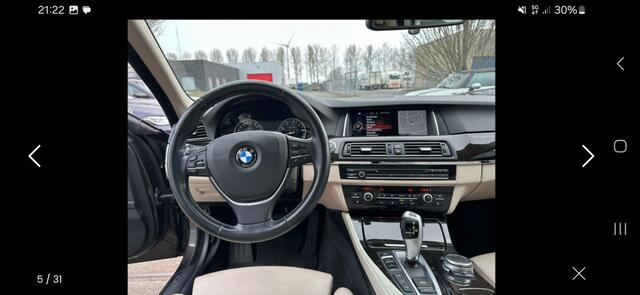 BMW 5-SERIE 528xi Luxury Ed