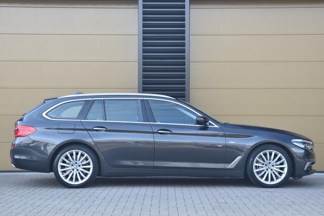 BMW 5-SERIE Touring 540i xDrive High Executive * Luxury line * Comfortstoelen * Apple CarPlay * Trekhaak * HiFI *