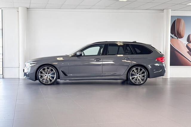 BMW 5-SERIE Touring 530i High Executive | M Sport | Glazen Panoramadak | Stoelventilatie | Harman Kardon | Headup Display |