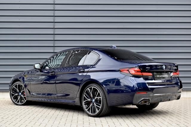 BMW 5-SERIE 545e xDrive 394pk M Sport Plus | Laserlight | 20'' Velgen | 360 Camera | Comfort Zetels | Head-Up |