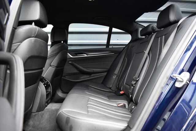 BMW 5-SERIE 545e xDrive 394pk M Sport Plus | Laserlight | 20'' Velgen | 360 Camera | Comfort Zetels | Head-Up |