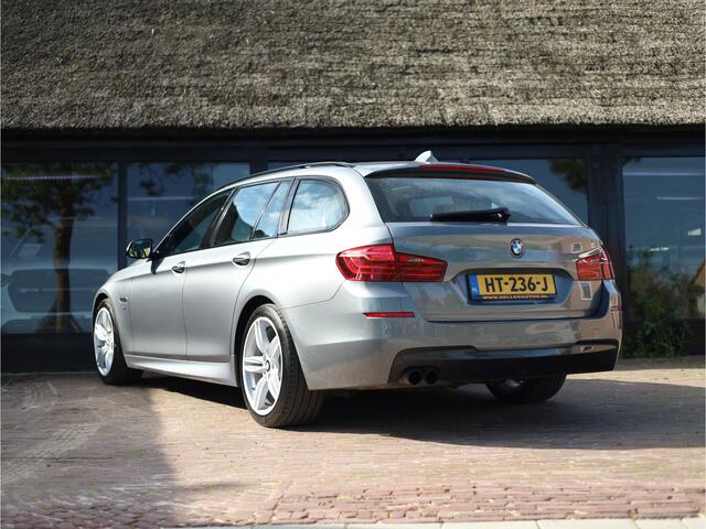 BMW 5-SERIE Touring 520i High Executive Schuif-/kantel dak | Memory seat | Lederen bekleding