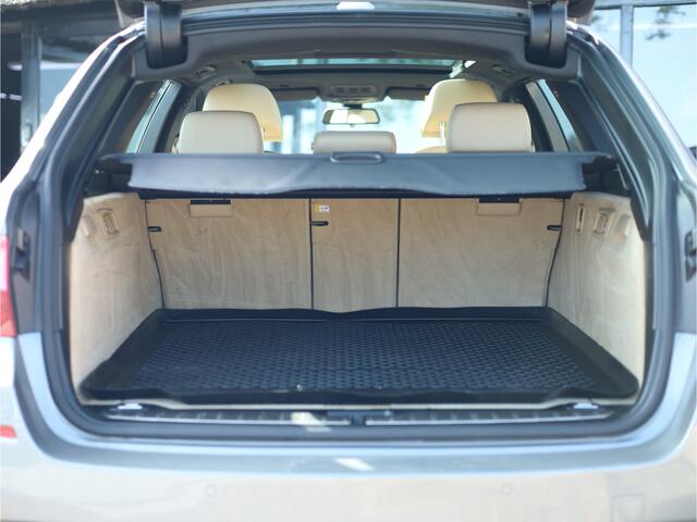 BMW 5-SERIE Touring 520i High Executive Schuif-/kantel dak | Memory seat | Lederen bekleding