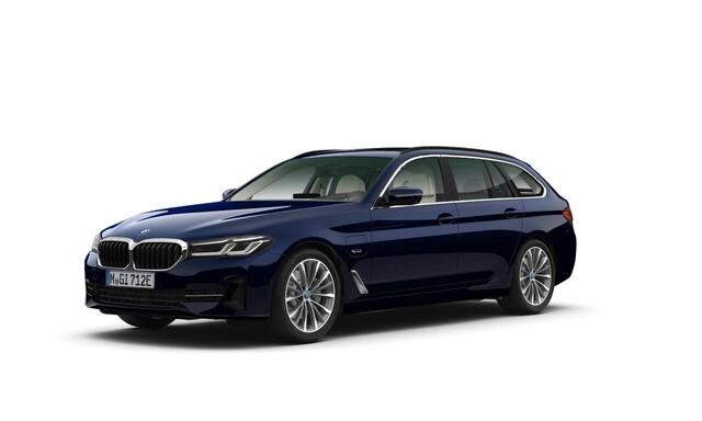 BMW 5-SERIE Touring 530e Business Edition Plus Panoramadak - Harman Kardon - Nappa leder - Stoelventilatie - Comfortstoelen - Head-up - Parking Assistant Plus - Comfort Access