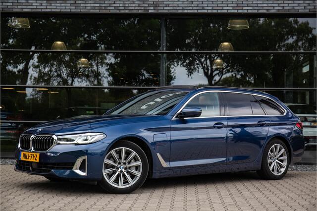 BMW 5-SERIE Touring 530e High Executive , Panodak, Adap. cruise, 360°camera,