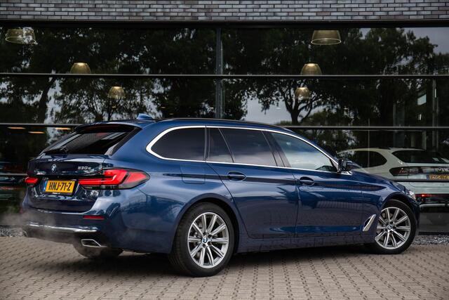 BMW 5-SERIE Touring 530e High Executive , Panodak, Adap. cruise, 360°camera,