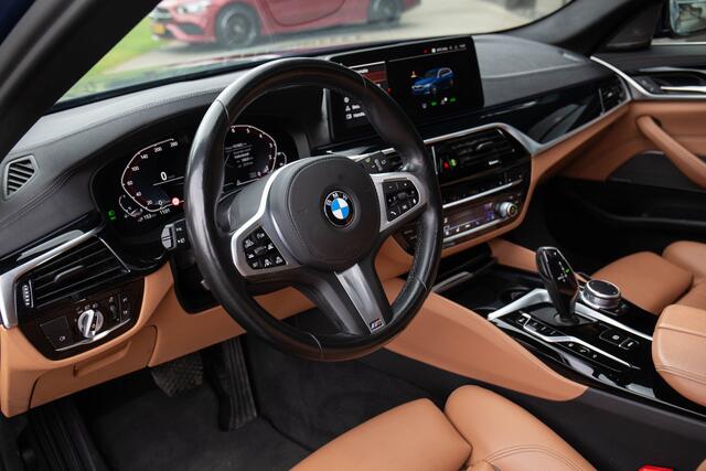 BMW 5-SERIE Touring 530e High Executive , Panodak, Adap. cruise, 360°camera,