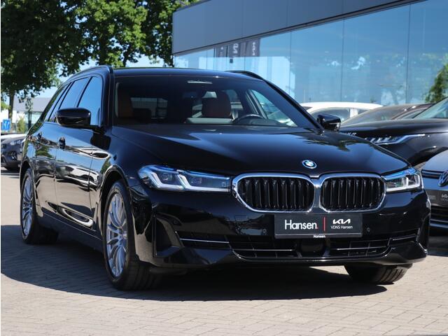 BMW 5-SERIE 530e xDrive High Executive I Leder I Trekhaak I Camera