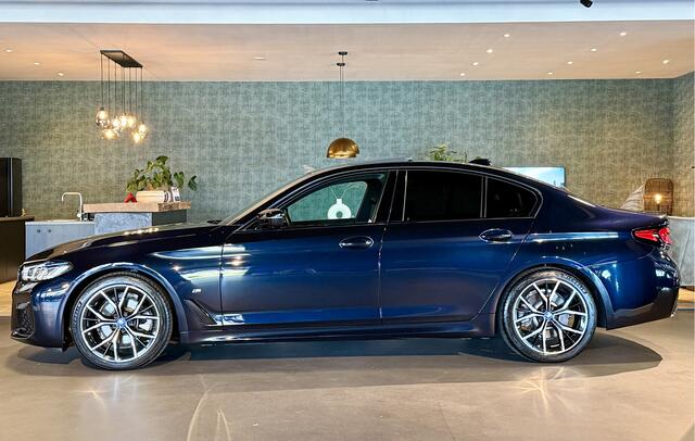 BMW 5-SERIE 520i M-Sportpakket I Nappa Leder I Head-Up