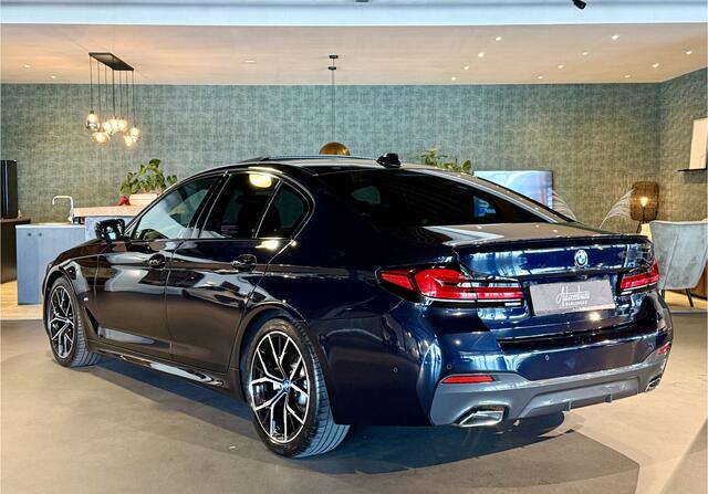 BMW 5-SERIE 520i M-Sportpakket I Nappa Leder I Head-Up