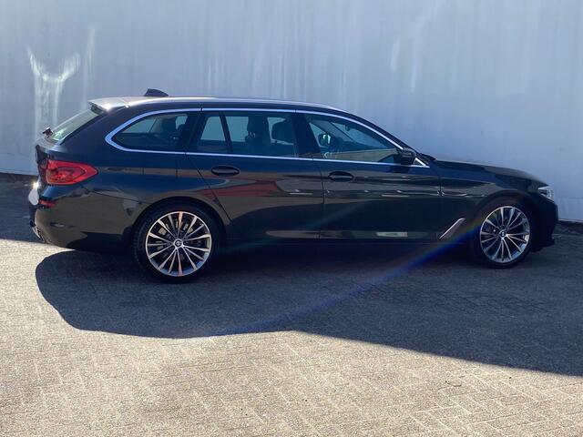 BMW 5-SERIE Touring 530i High Executive Edition