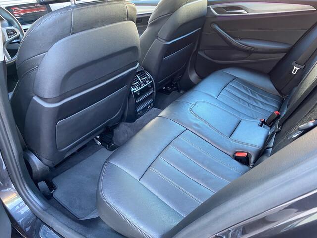 BMW 5-SERIE Touring 530i High Executive Edition