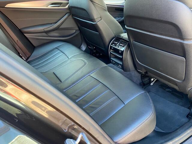 BMW 5-SERIE Touring 530i High Executive Edition