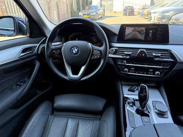 BMW 5-SERIE Touring 520i High Executive Edition NL Auto