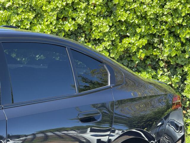 BMW 5-SERIE 530e | M-Sport Pro | 20'' | Harman/Kardon | Elek. stoel. | Park. Plus | Stoelvent. | Trekhaak | Stoelverw. voor/achter | Driv. Ass.