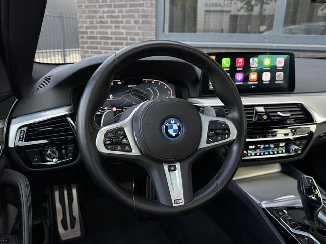 BMW 5-SERIE 545e xDrive High Executive M-Sport MASSAGE|PANO|STOELVENTILATIE|LASER|H&K