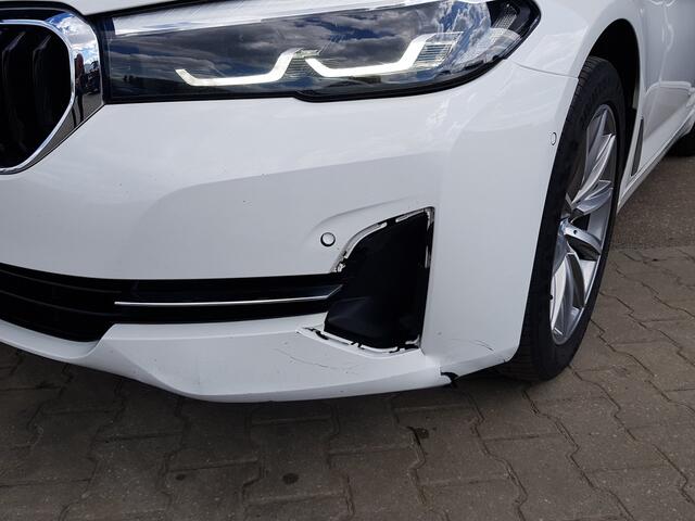 BMW 5-SERIE Touring 520d Business Edition Plus