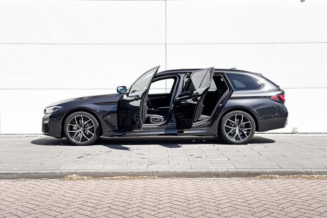 BMW 5-SERIE Touring 530i M-Sport | High Executive | Trekhaak | Panoramadak | Adaptief onderstel