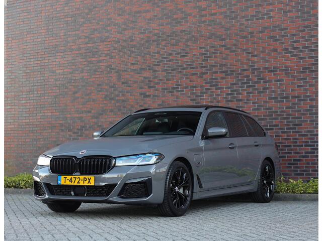 BMW 5-SERIE Touring 530e xDrive *Pano*H/K*Laser*Trekhaak*