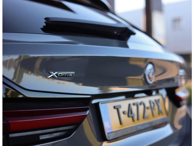 BMW 5-SERIE Touring 530e xDrive *Pano*H/K*Laser*Trekhaak*