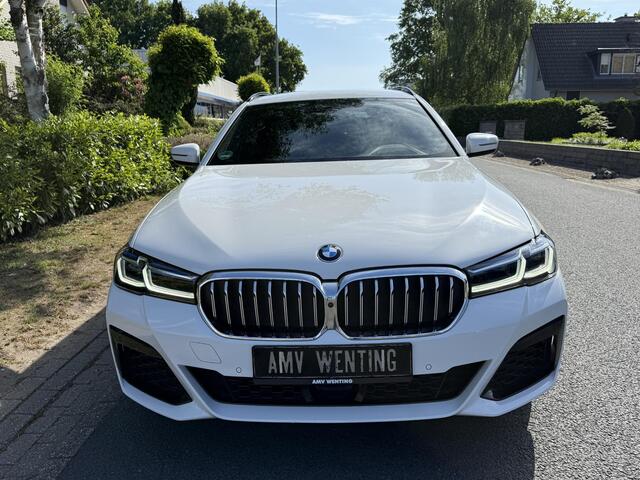 BMW 5-SERIE Touring 530e M-Sport 292PK LaseroACCoHeadUp