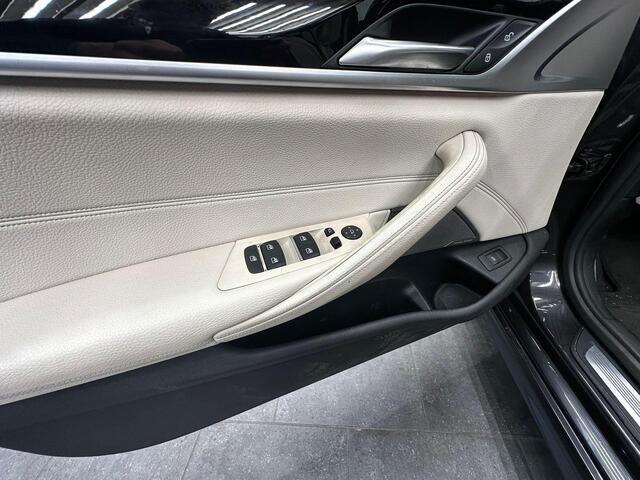 BMW 5-SERIE Touring 540i xDrive High Exe. M-Sport
