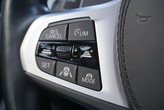BMW 5-SERIE Touring 530e High Executive M Pakket | Trekhaak | LASER | ACC