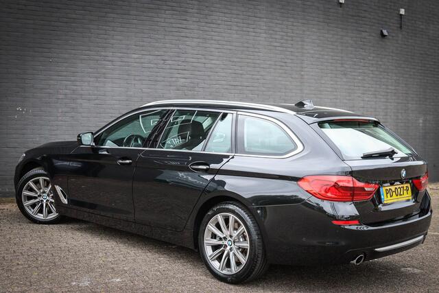 BMW 5-SERIE Touring 530i High Executive Luxury Line