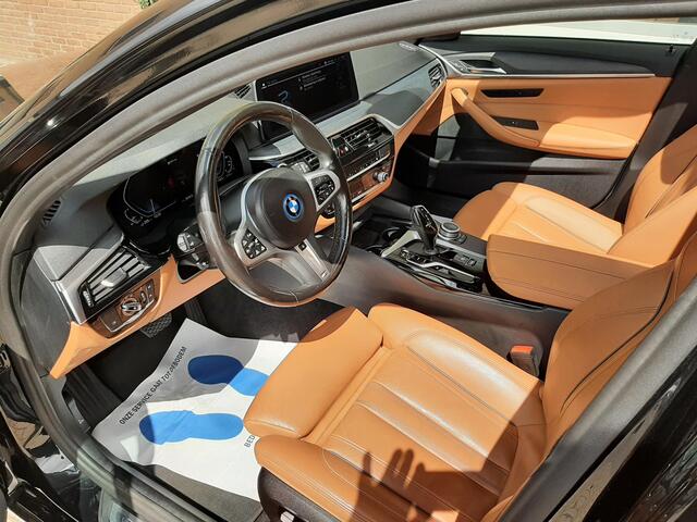 BMW 5-SERIE Touring 530e xDrive High Executive FULL OPIES