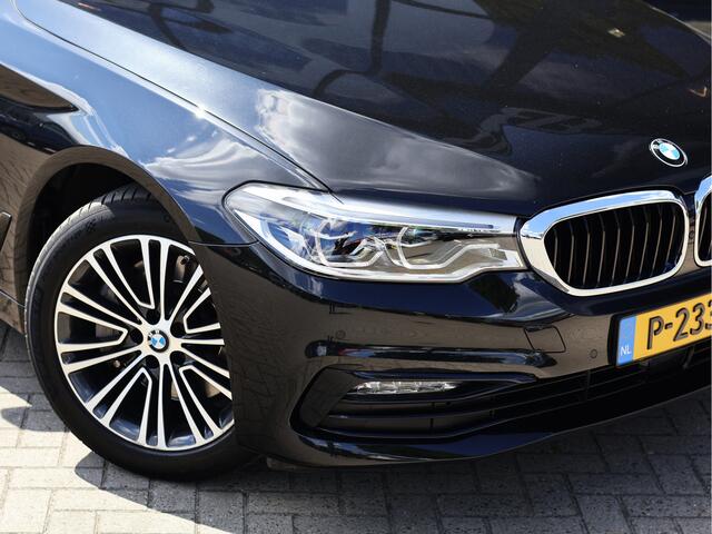 BMW 5-SERIE Touring 530i xDrive High Executive *Lucht*HUD*ACC*Softclose*Sportline*